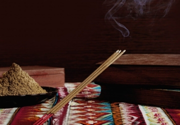 Bí quyết mua nhang trầm hương thơm, an toàn Bí quyết mua nhang trầm hương thơm, an toàn