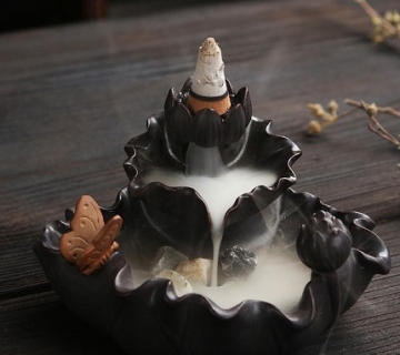 Xông trầm hương có khác biệt gì với đốt trầm hương Xông trầm hương có khác biệt gì với đốt trầm hương